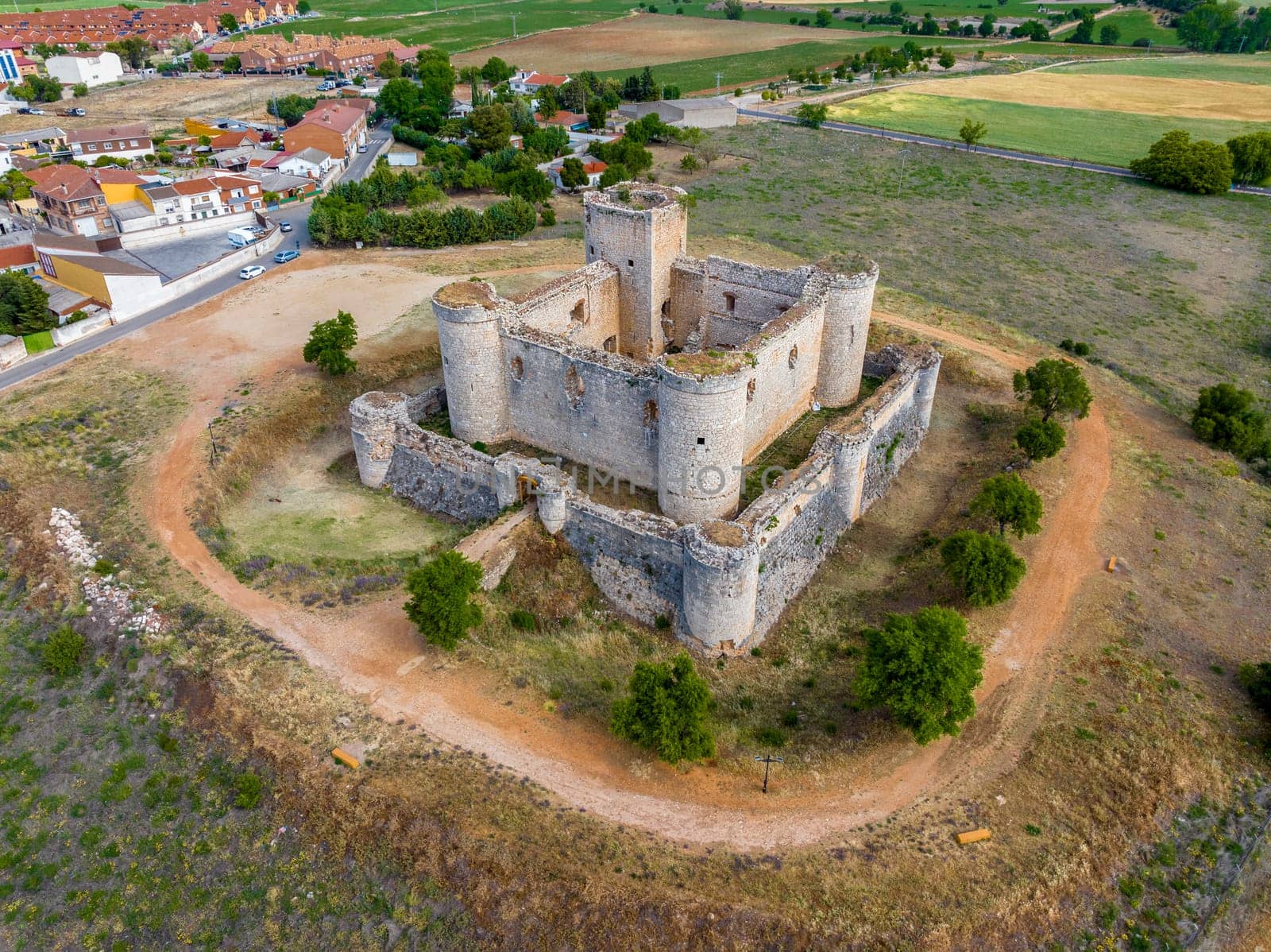 Castle palace of Pioz in the province of Guadalajara, built at the end of the 15th century. Spain