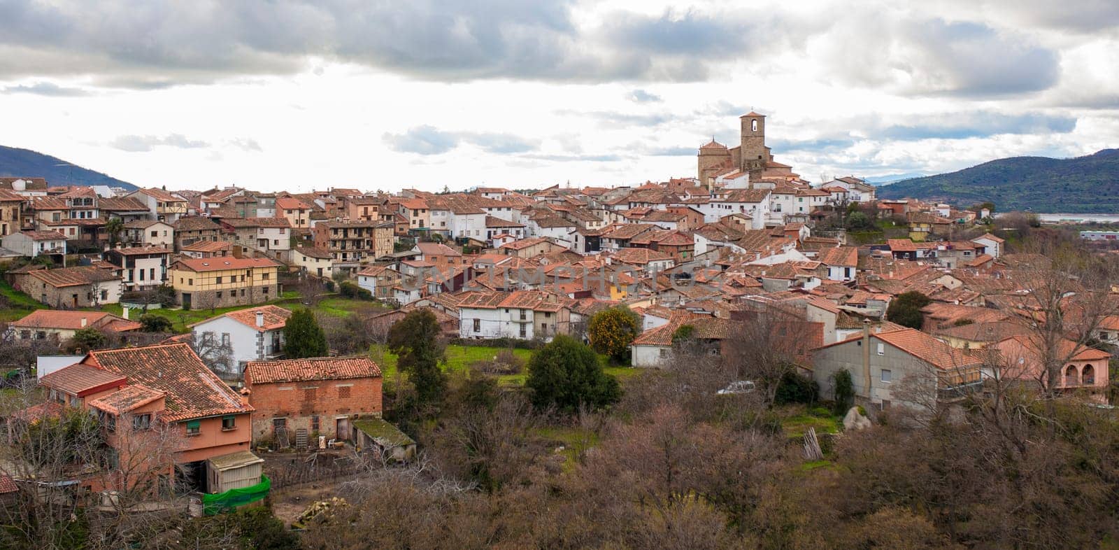 Hervas hamlet seen from north side, Ambroz Valley village. Caceres, Extremadura, Spain