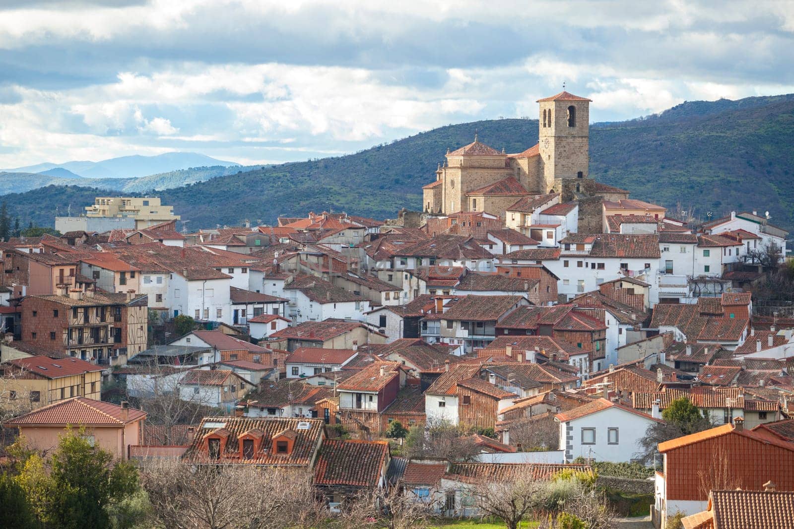 Hervas hamlet seen from north side, Ambroz Valley village. Caceres, Extremadura, Spain