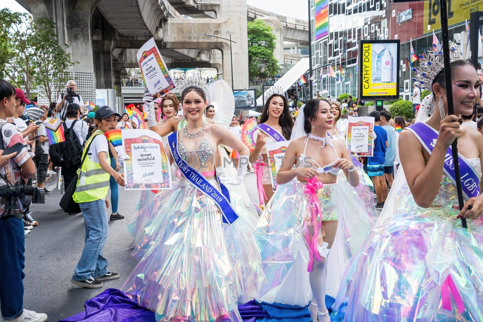 Bangkok, Thailand - JUN 1, 2024 Bangkok Pride Festival 2024, The short action and atmosphere of people joins celebrations in the event in Siam Square Bangkok, Thailand. Gender diversity There is no division of age, race or religion.
