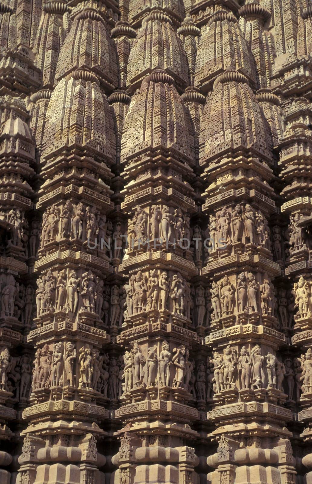 The Hindu Temple of Kandarija Mahadeva Temple in the city of Khajurao in Province Madhya Pradesh in India.  India, Khajurao, April, 1998
