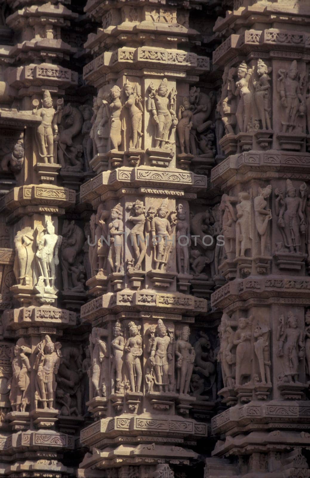 a view of the Erotic Temple and Hindu Temple of Kandarija Mahadeva Temple in the city of Khajurao in Province Madhya Pradesh in India.  India, Khajurao, April, 1998