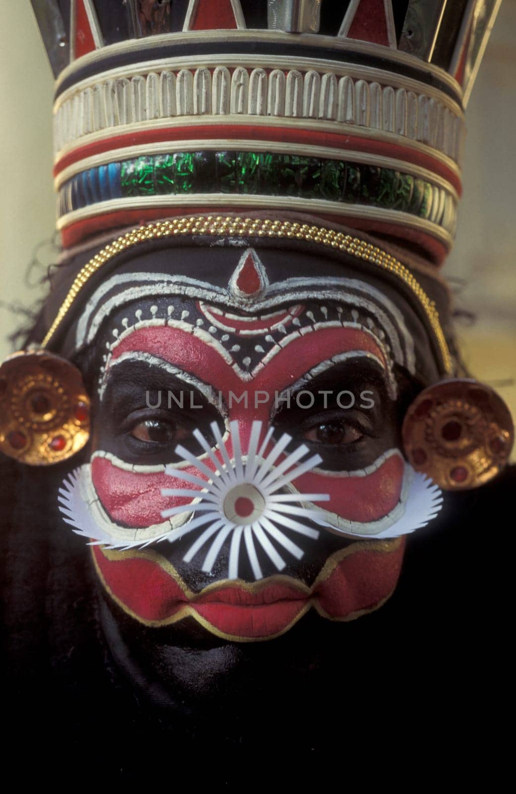 a Artist of a Kathakali Dance Group at a authentic training in the city of Kochi or Cochin in the Province Kerala in India.  India, Cochin, April, 1998