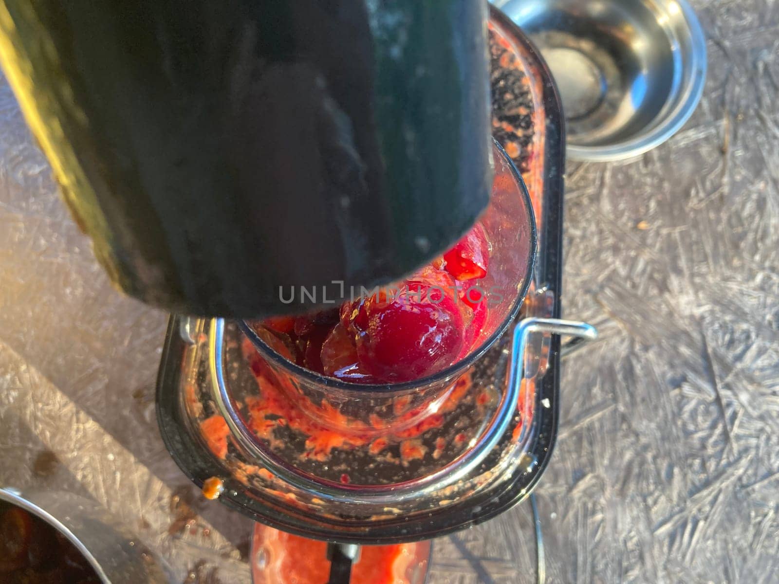 Production of homemade plum the juice