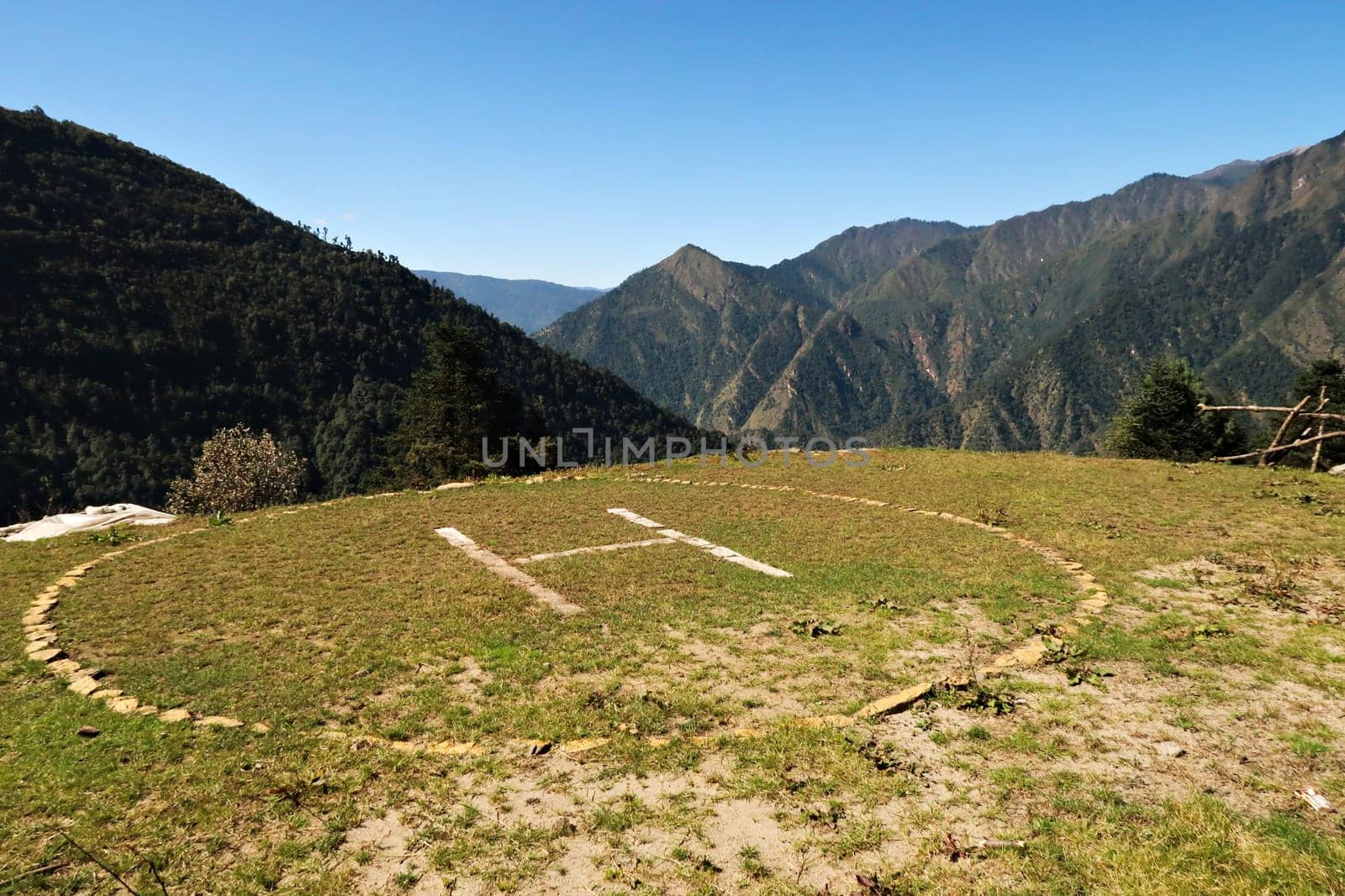Helicopter platform on the way between Salleri and Lukla, Mount Everest Basecamp Trek, Nepal 2022
