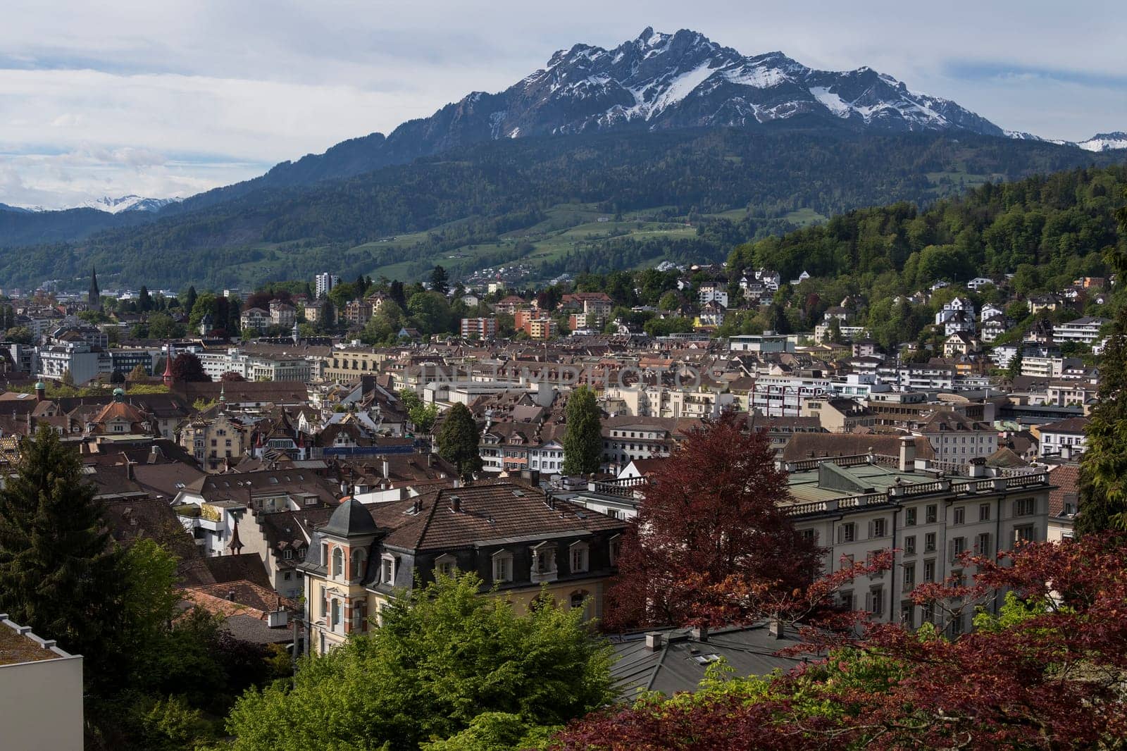 Overview of the city of Lucerne (Luzurn) in Switzerland.
