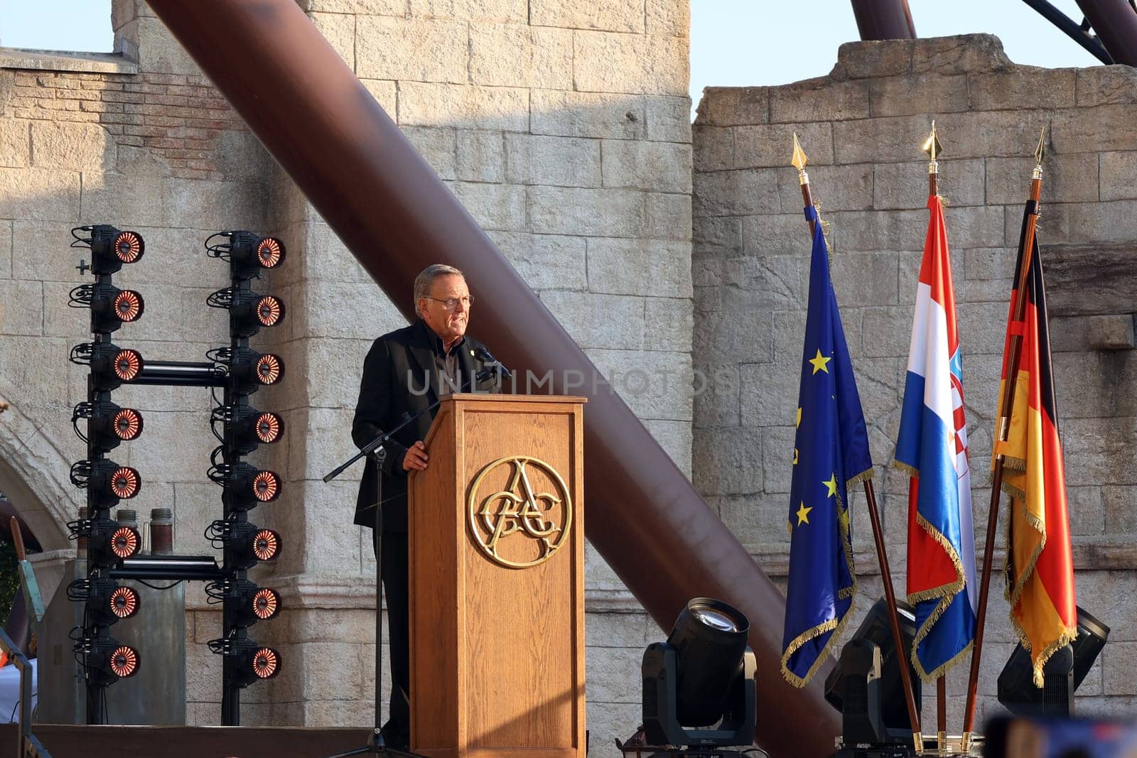 Roland Mack (Europapark Rust) welcomes the guests of honour at the Croatian Summer Festival at Europa Park Rust 2024