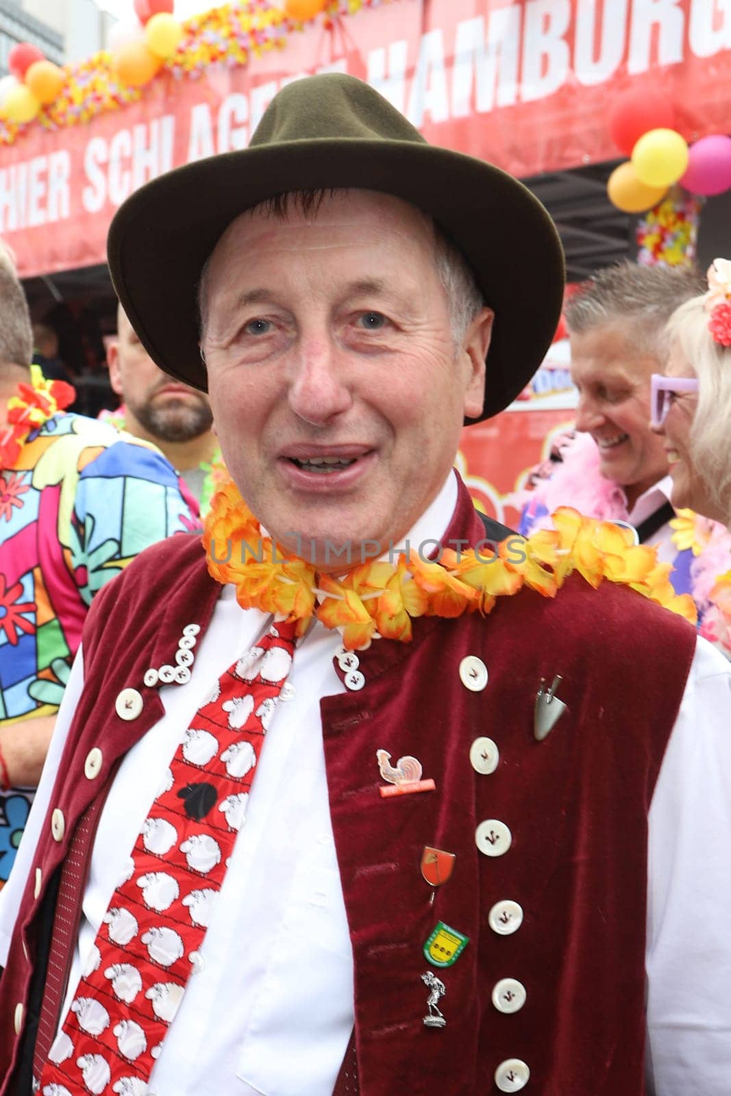 Heinrich Gersmeier aka Schäfer Heinrich   Schlagermove 2024  Hamburg on 25.05.2024