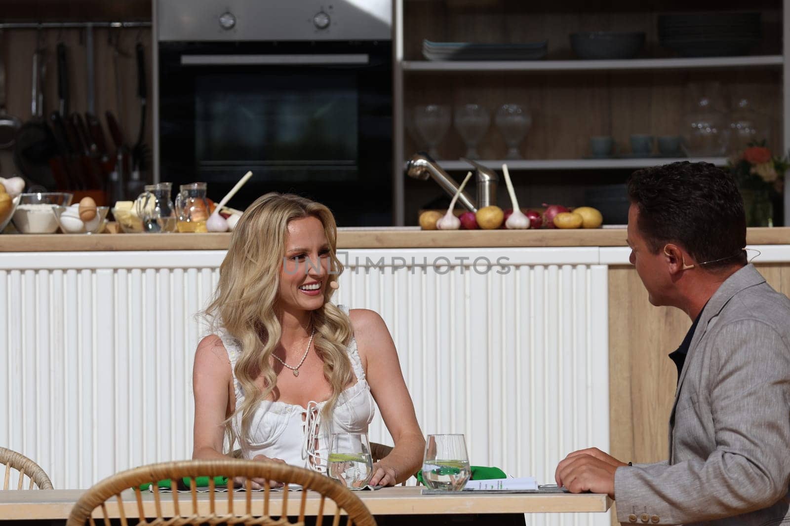 Melissa Naschenweng (singer / artist) in the ARD TV show "Immer wieder sonntags""."