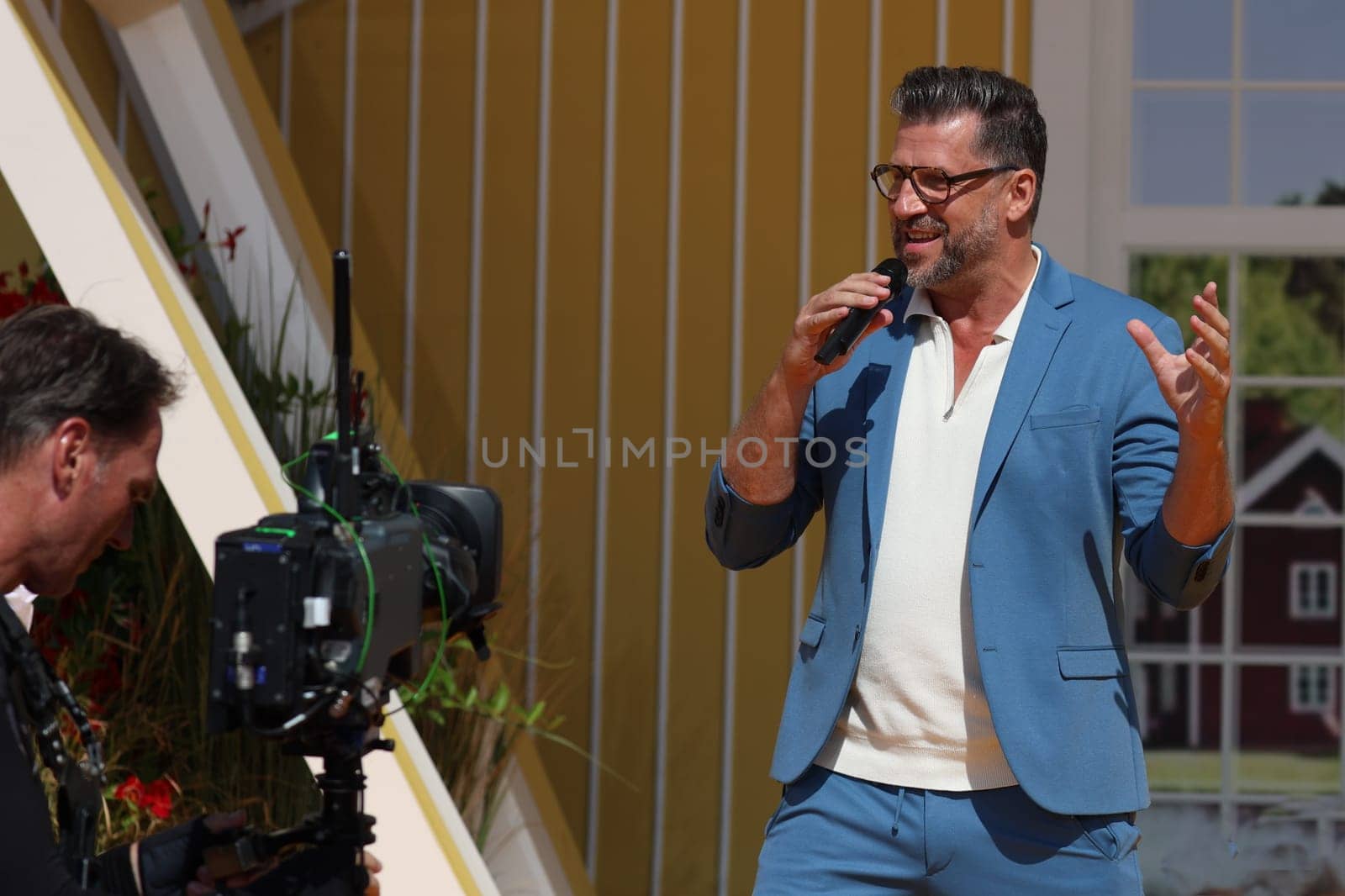 Andre Stade (singer,musician) in the ARD TV show "Immer wieder sonntags""."