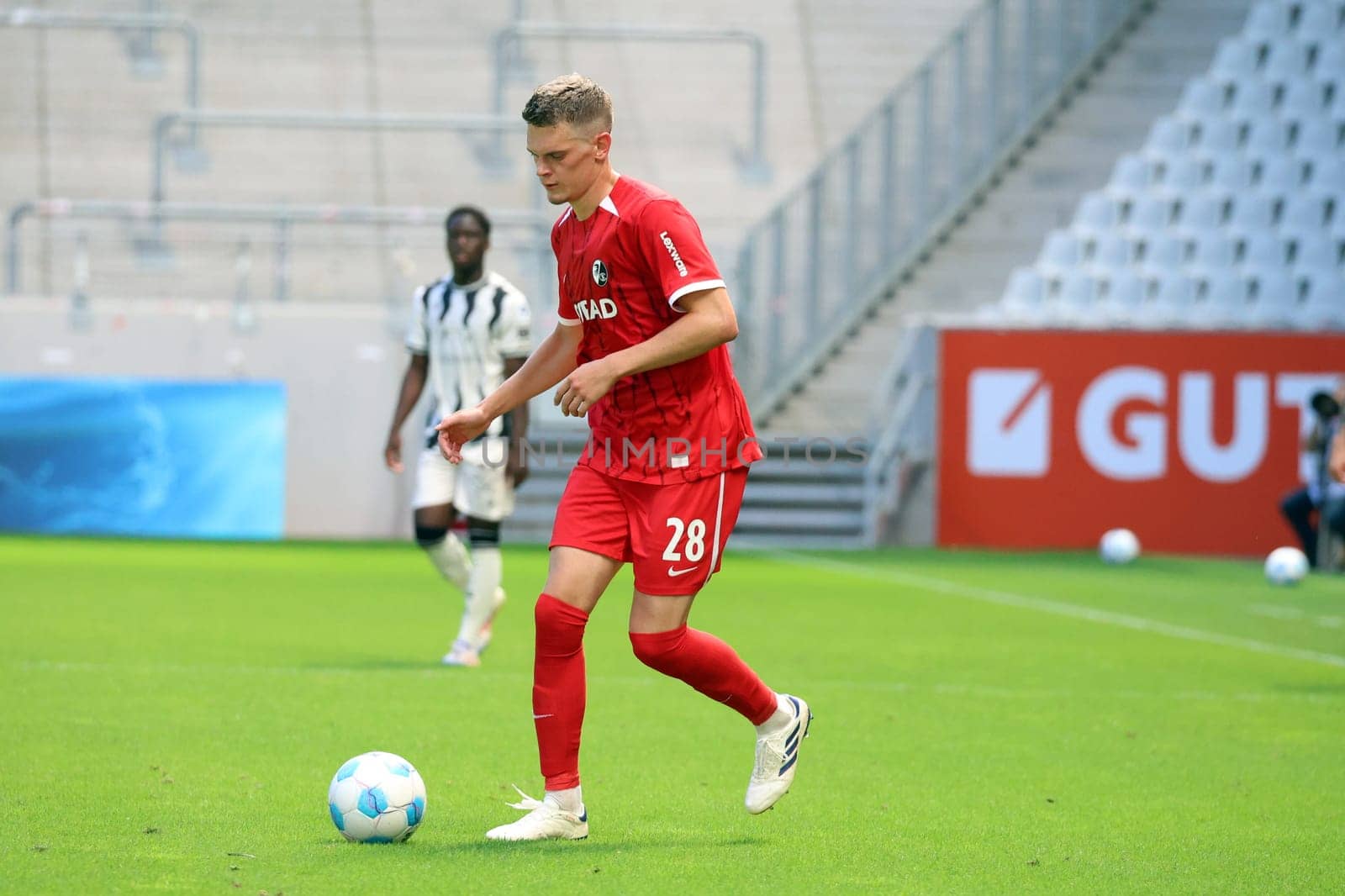 Matthias Ginter (SC Freiburg) at the football friendly: SC Freiburg - FC Basel  REGULATIONS PROHIBIT ANY USE OF PHOTOGRAPHS AS IMAGE SEQUENCES AND/OR QUASI-VIDEONann  Photo: Joachim Hahne/johapress
