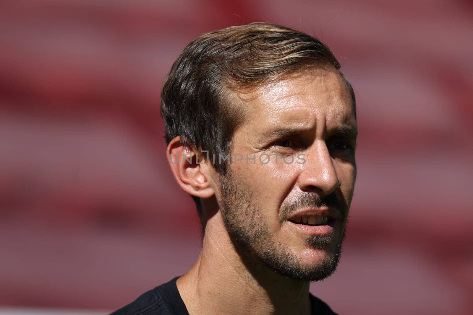 Head coach Julian Schuster (SC Freiburg) at the football friendly: SC Freiburg - FC Basel  REGULATIONS PROHIBIT ANY USE OF PHOTOGRAPHS AS IMAGE SEQUENCES AND/OR QUASI-VIDEONann  Photo: Joachim Hahne/johapress