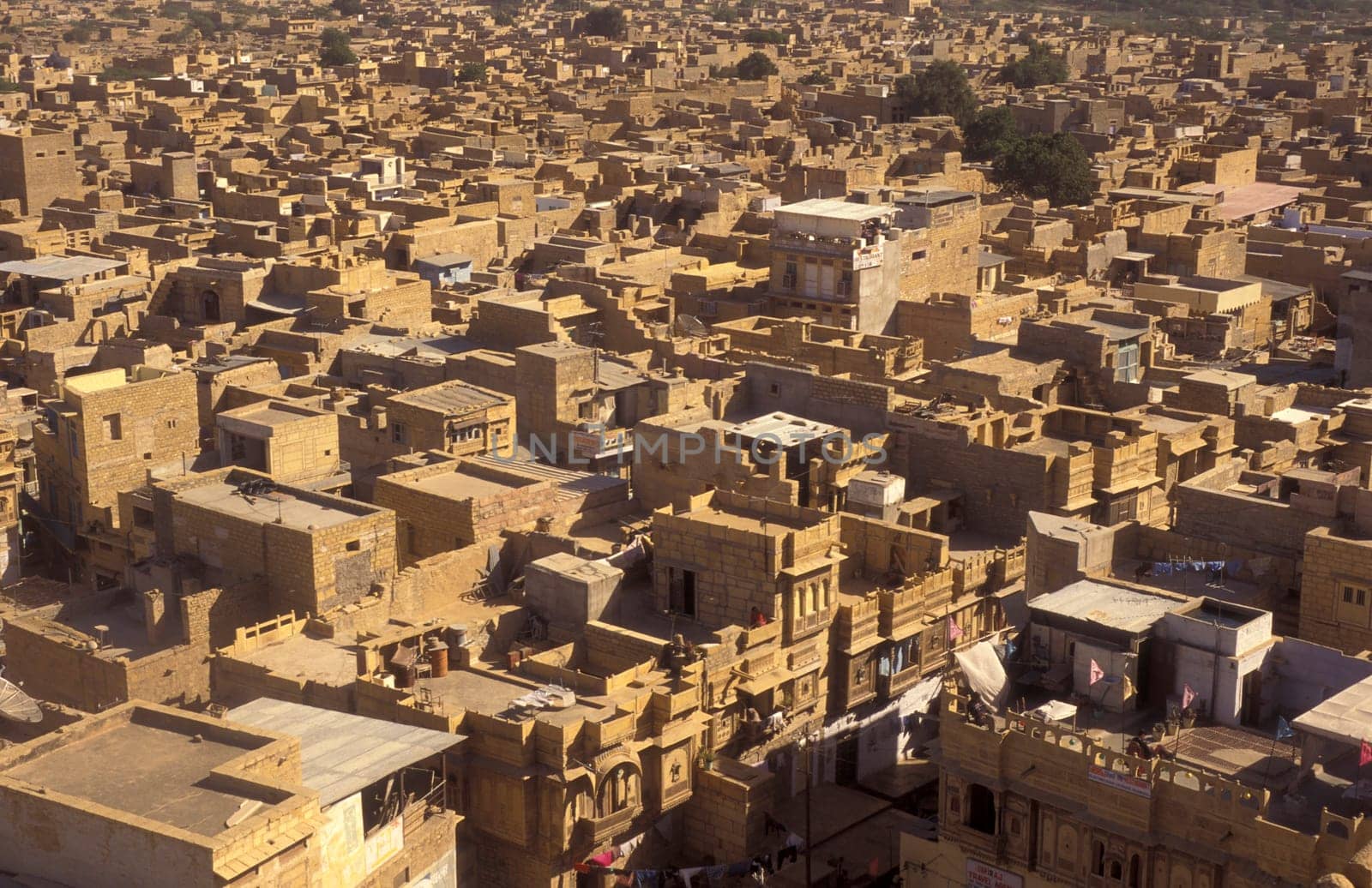 a view of the old city of Jaisalmer in the Province of Rajasthan in India.  India, Jaisalmer, January, 1998