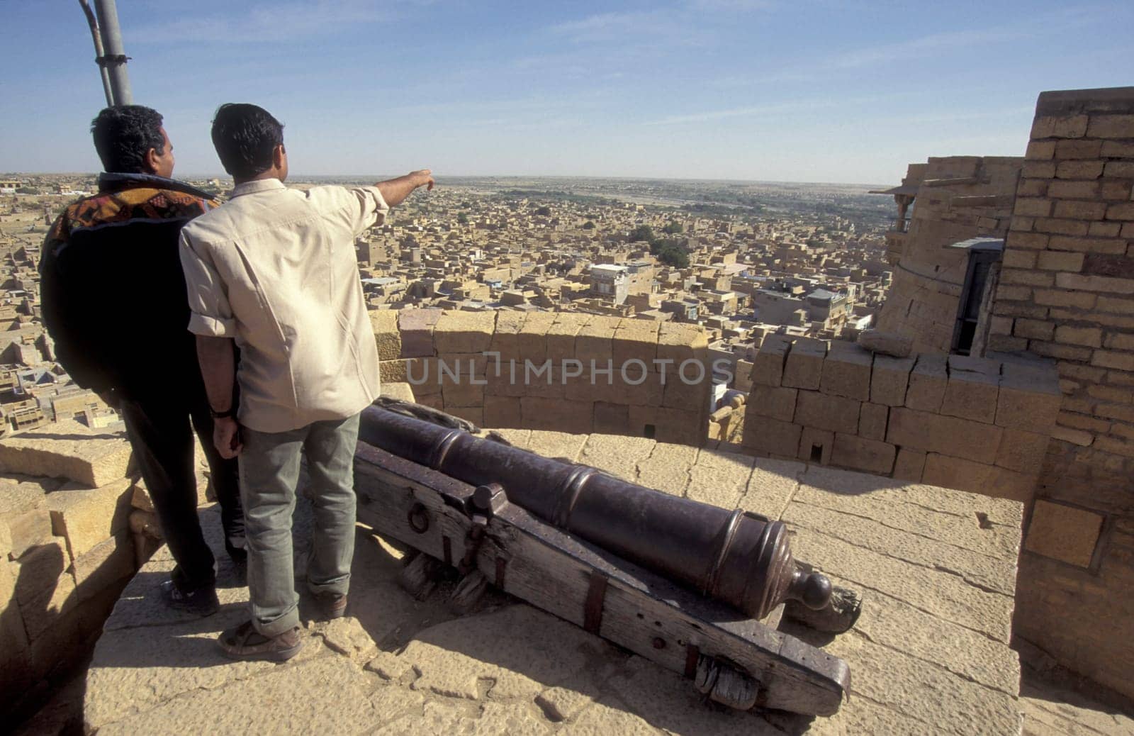 a view of the Jaisalmer Fort with the city of Jaisalmer in the Province of Rajasthan in India.  India, Jaisalmer, January, 1998