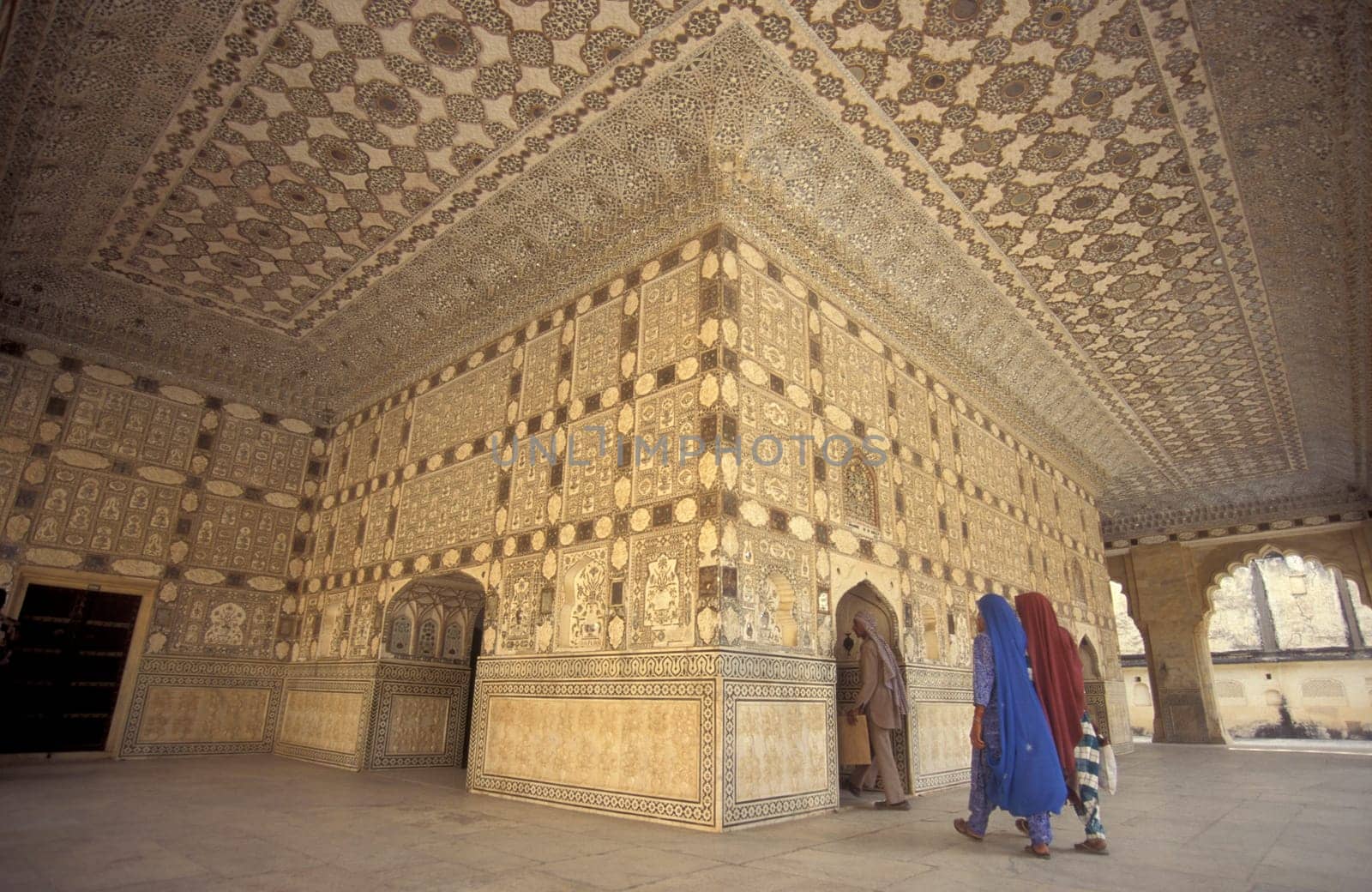 the Jaipur Sheesh Mahal and palace of Mirrors in the City of Jaipur in the Province of Rajasthan in India.  India, Jaipur, January, 1998