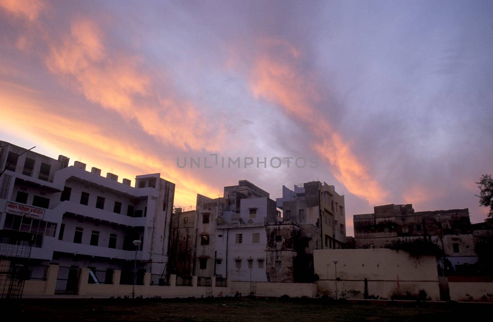 House and Property in the City of Jaipur in the Province of Rajasthan in India.  India, Jaipur, January, 1998