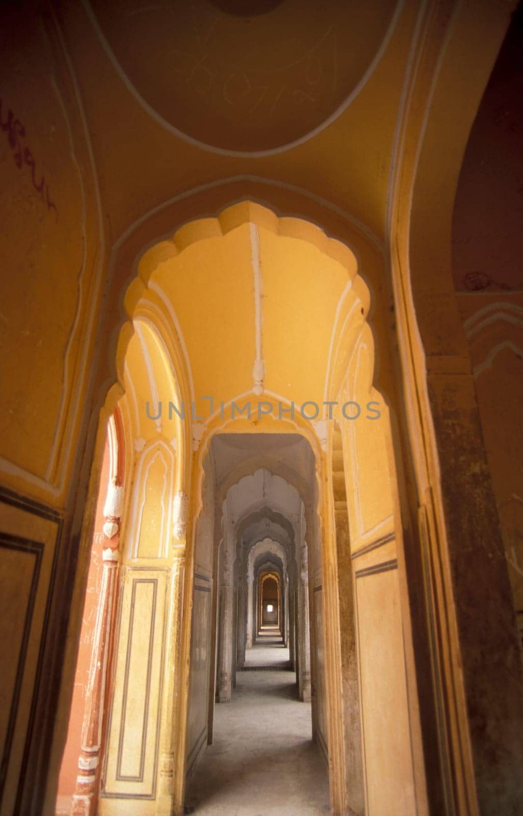 inside at the Amber Fort in the City of Jaipur in the Province of Rajasthan in India.  India, Jaipur, January, 1998