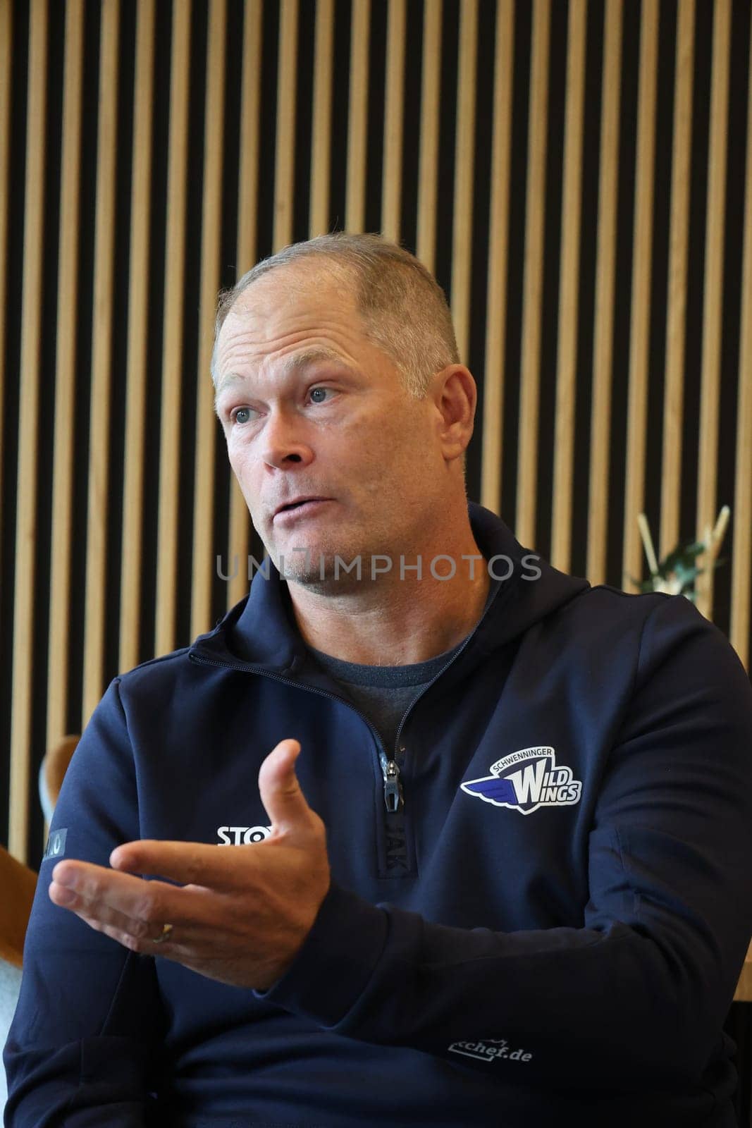 Head coach Steve Walker (SERC Wild Wings) at the  Press conference SERC WildWings season opener 24-25