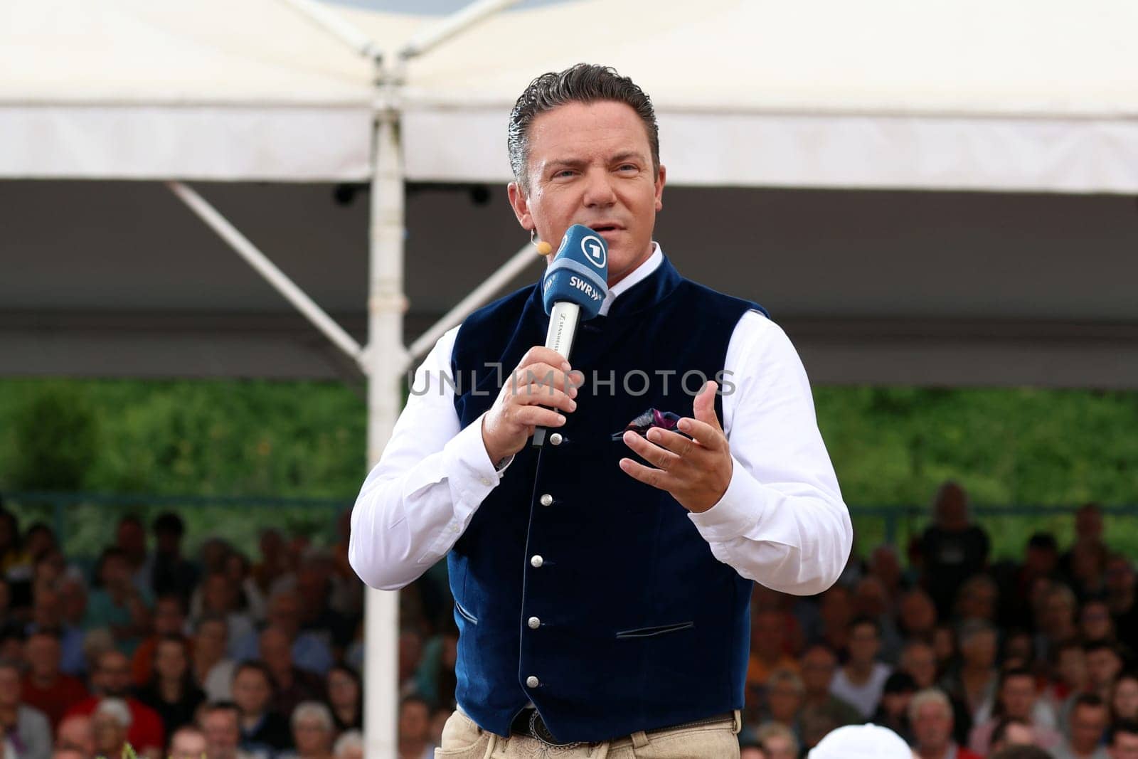 Stefan Mross (singer / presenter / entertainer) in the ARD TV show "Immer wieder sonntags""."