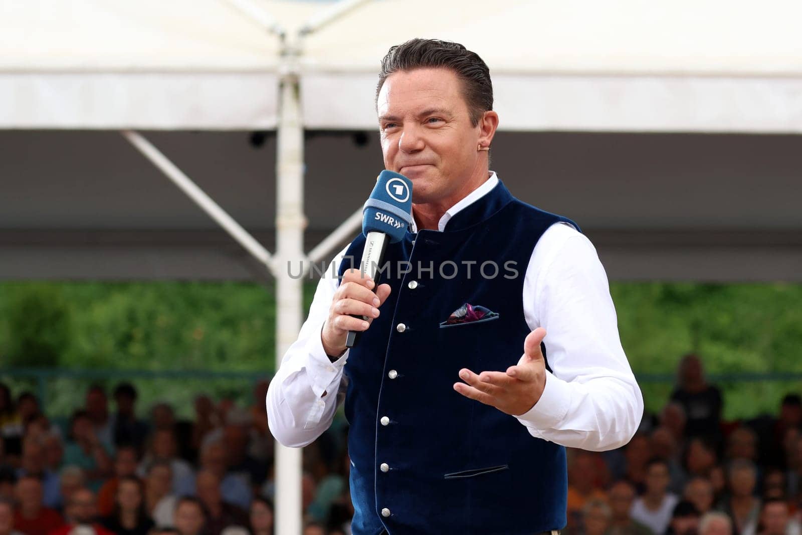 Stefan Mross (singer / presenter / entertainer) in the ARD TV show "Immer wieder sonntags""."