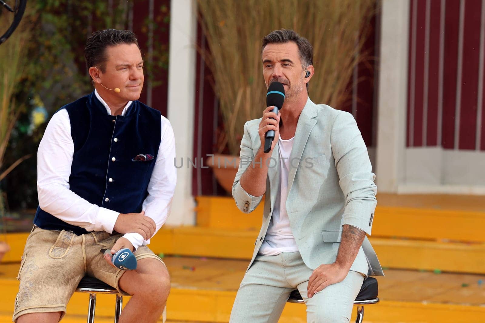 Stefan Mross (singer / presenter / entertainer) and Florian Silbereisen (singer / musician / entertainer) in the ARD TV show "Immer wieder sonntags""."