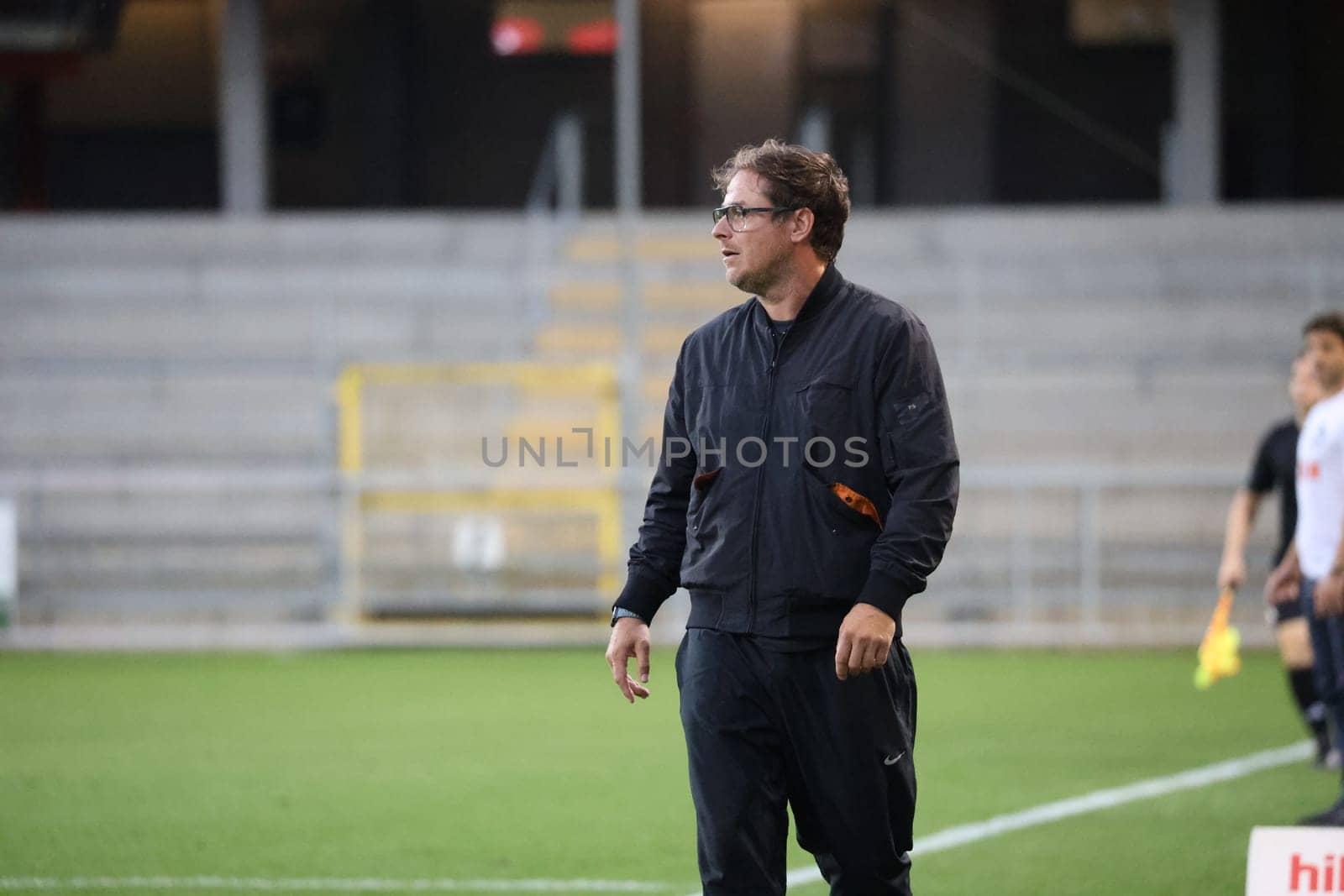 Coach: Benedetto Muzzicato (SC Freiburg II / U23) in the match of the Football RL SW 24-25: 9. Sptg: SC Freiburg II vs Bahlinger SC