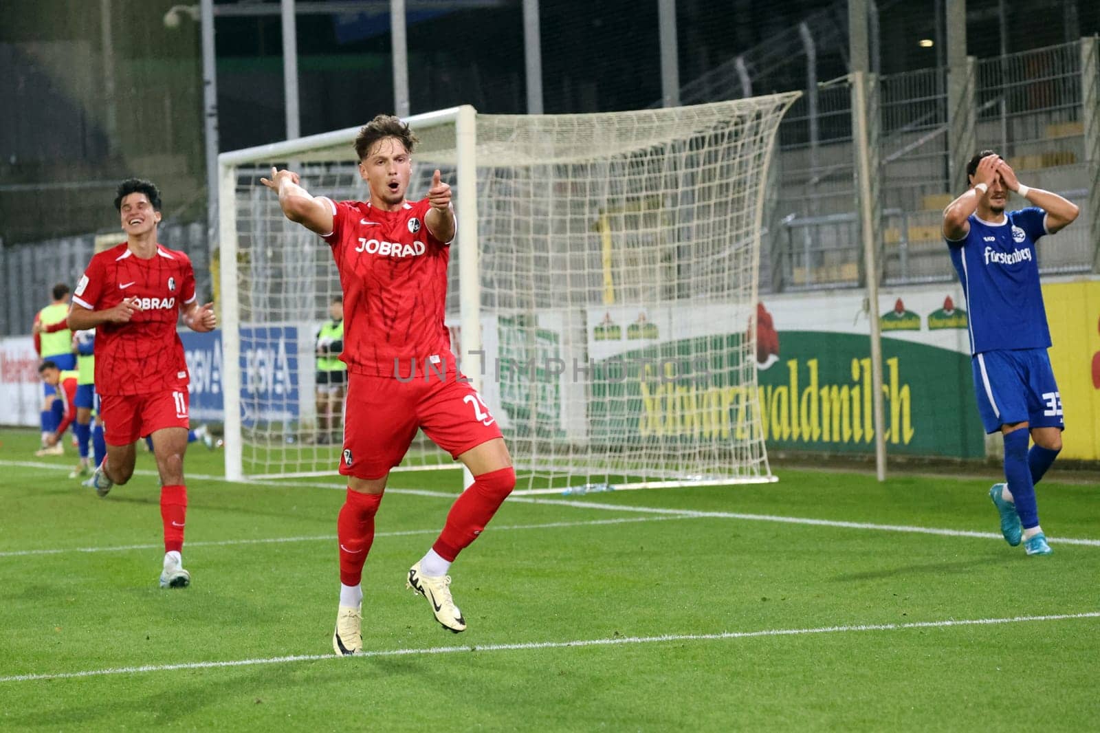 Leon Catak (SC Freiburg II / U23) celebrates his goal to make it 3-0 in the match of the football RL SW 24-25: 9.