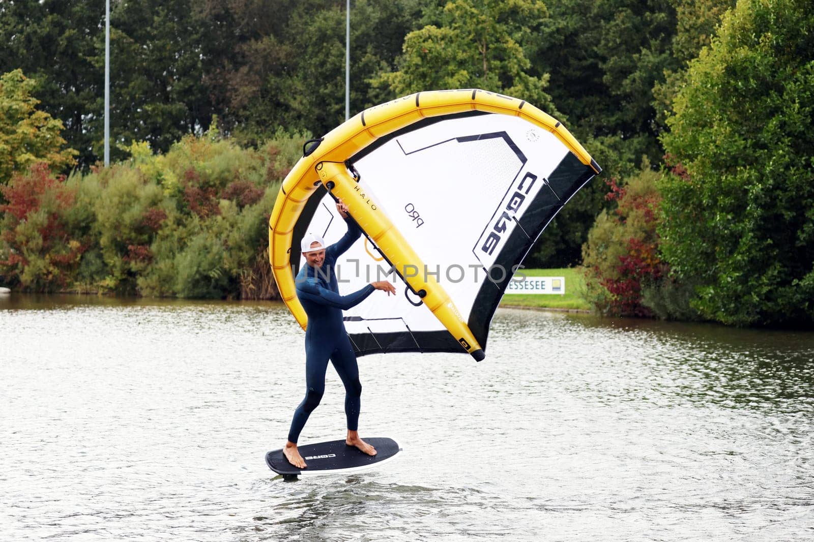 Kitsurfer Ben Benholz showed fascinating trend sports,such as pump and wing foiling,on the trade fair lake.   The Interboot 2024 Friedrichshafen trade fair will open its doors on 25.09.2024