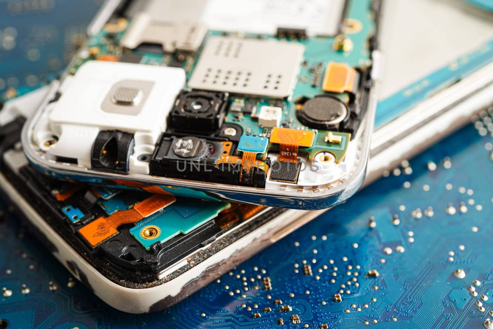 Repairing and upgrade circuit mainboard of notebook, electronic, computer hardware and technology.