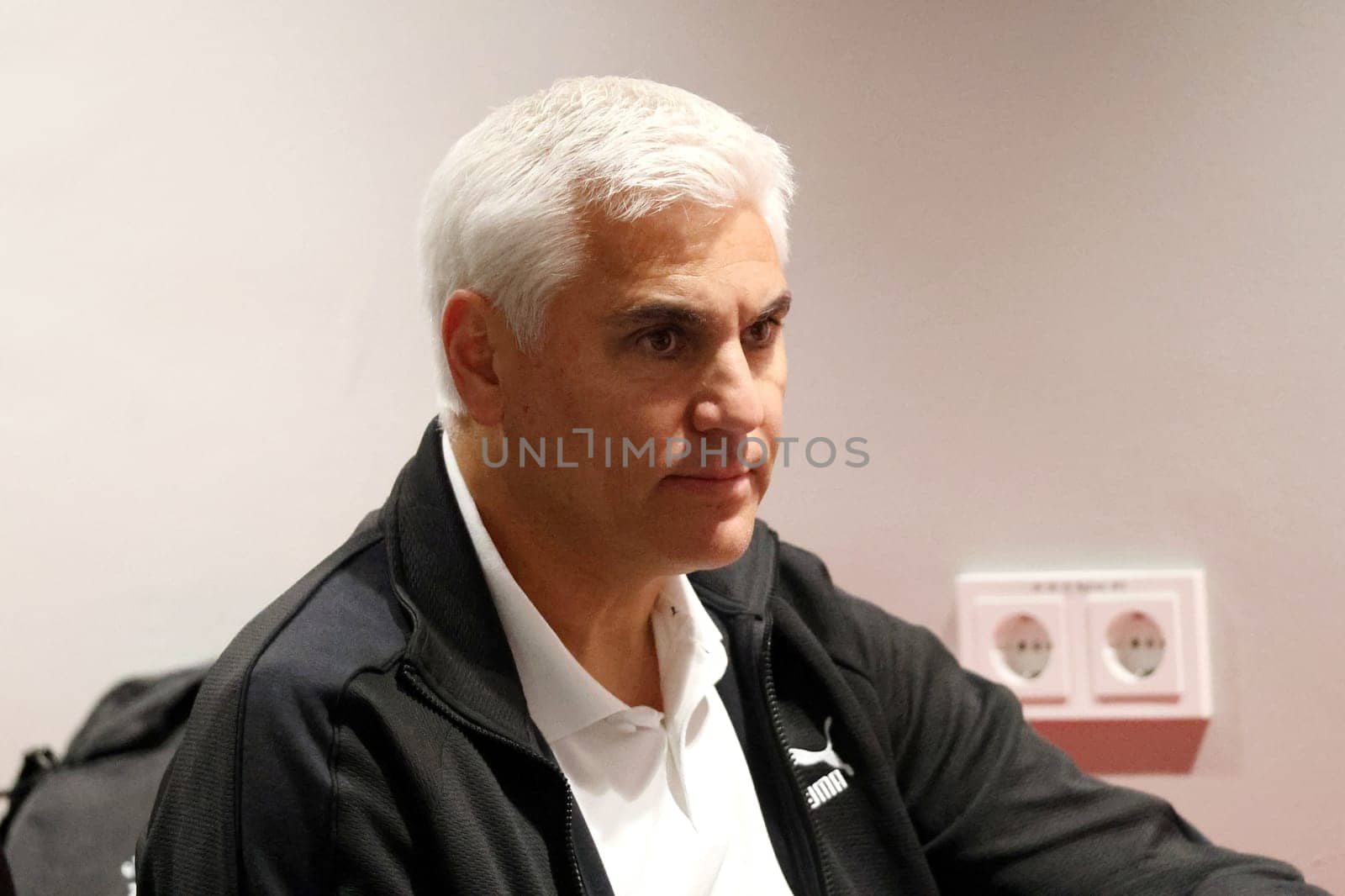 Sporting director Andreas Bornemann (FC St. Pauli) at the press conference,PK after the match of the 1st FBL: 24-25: 1st FBL: 24-25: 5th Sptg. SC Freiburg - FC St. Pauli  DFL REGULATIONS PROHIBIT ANY USE OF PHOTOGRAPHS AS IMAGE SEQUENCES AND/OR QUASI-VIDEONann  Photo: Joachim Hahne/johapress