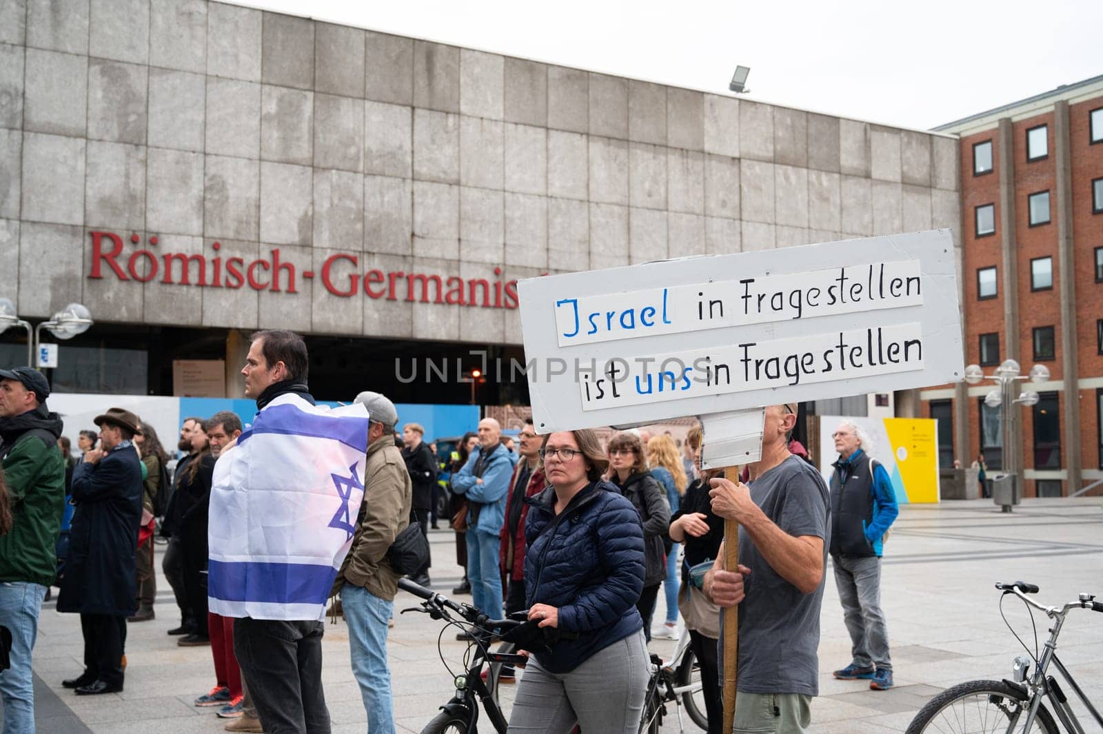 Israeli Palestinian protest in Cologne, Germany, 07.10.2024, war conflict between Jews and Muslims, remembering the victims and hostages of terror attack in Gaza