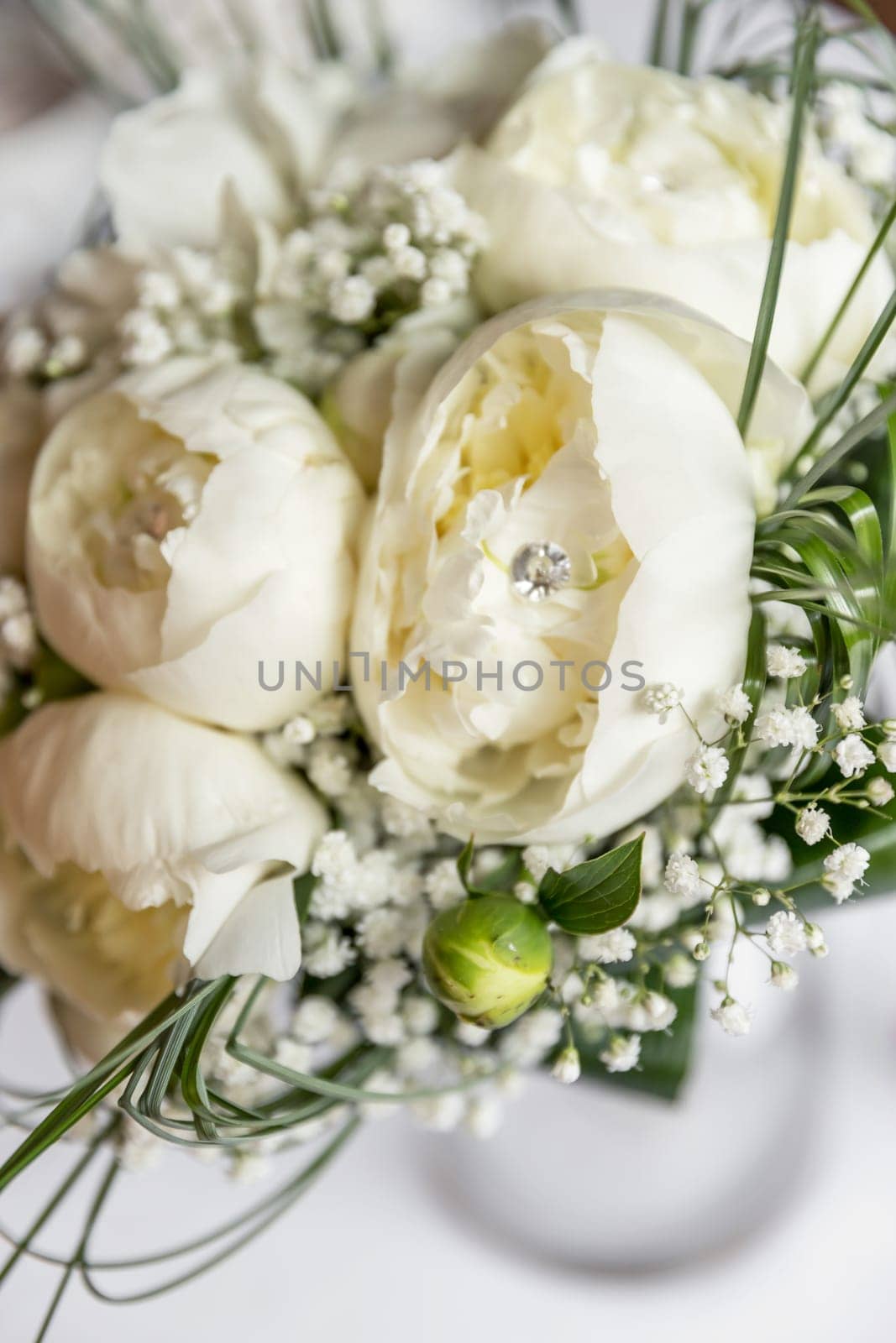 Wedding flowers, bridal bouquet closeup