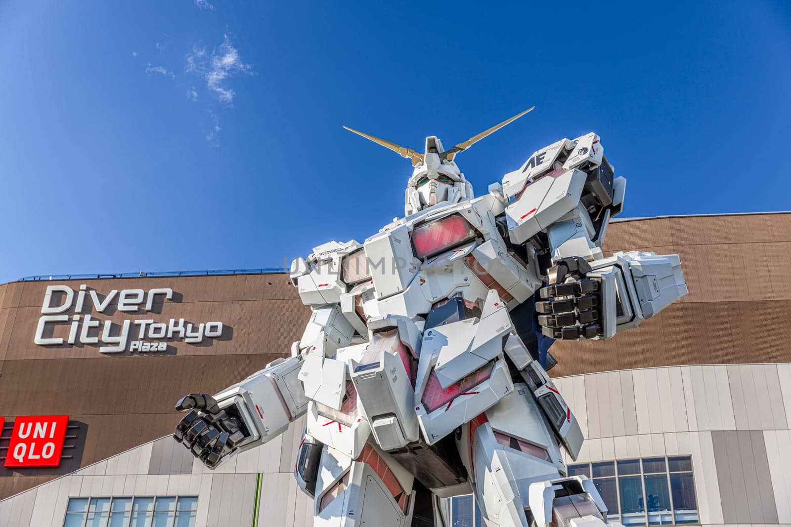 Giant gundam robot standing tokyo plaza shopping mall  odaiba, japan