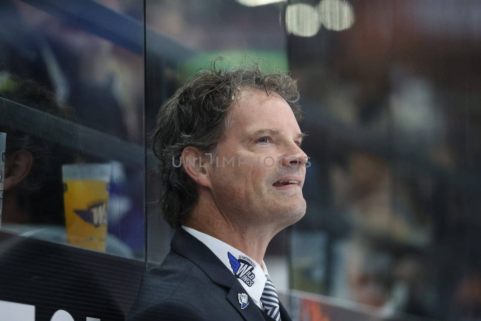 Assistant coach Tim Kehler (SERC Wild Wings) at the DEL 24-25 game,10th squad: Schwenninger Wild Wings vs Iserlohn Roosters