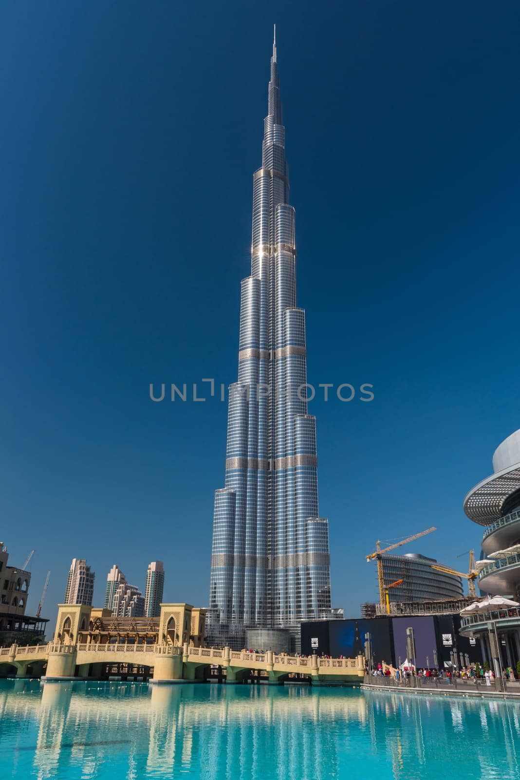 DUBAI, UAE - JANUARY 02: Burj al Khalifa, the tallest building in the world on January 02, 2015 in Dubai, United Arab Emirates