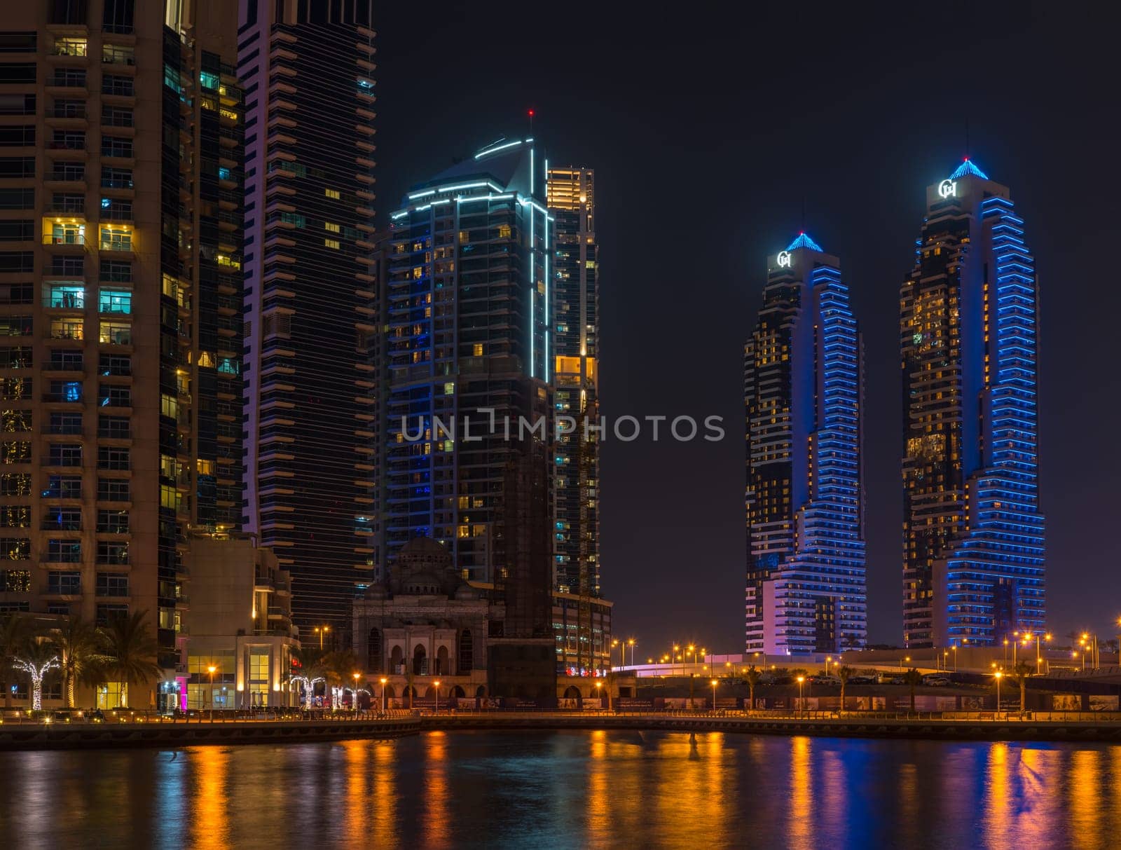 UAE, DUBAI - DECEMBER 31: night view of Dubai Marina, United Arab Emirates - the largest man-made marina in the world on December 31, 2014