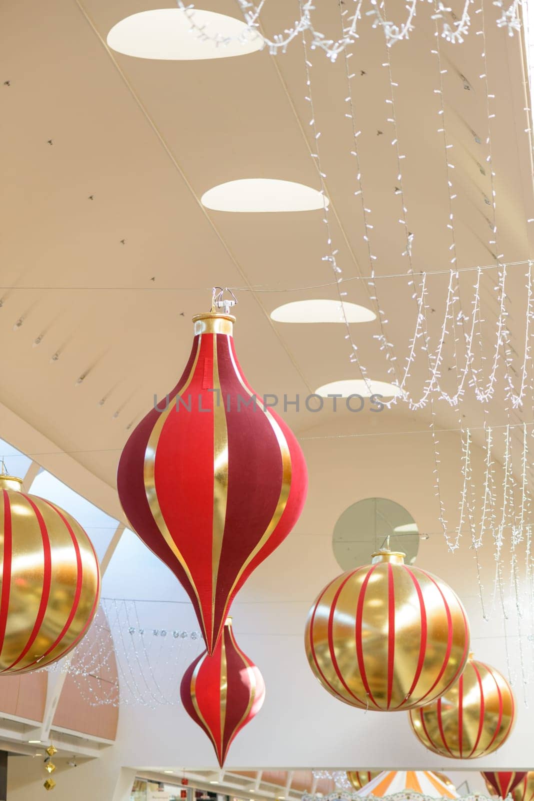 nice and colorful little decorations for Christmas