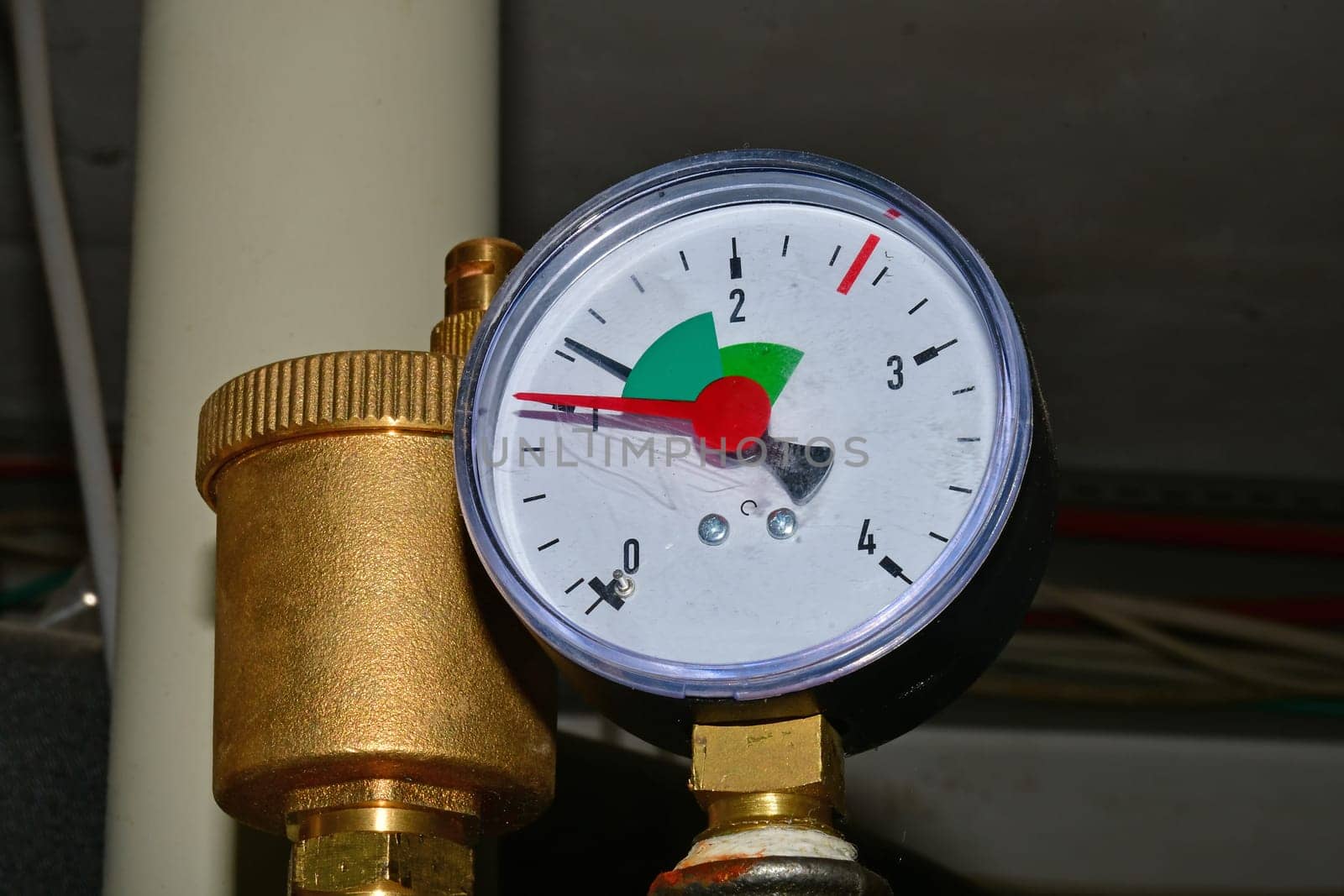 water pressure indicator of a heating ssystem