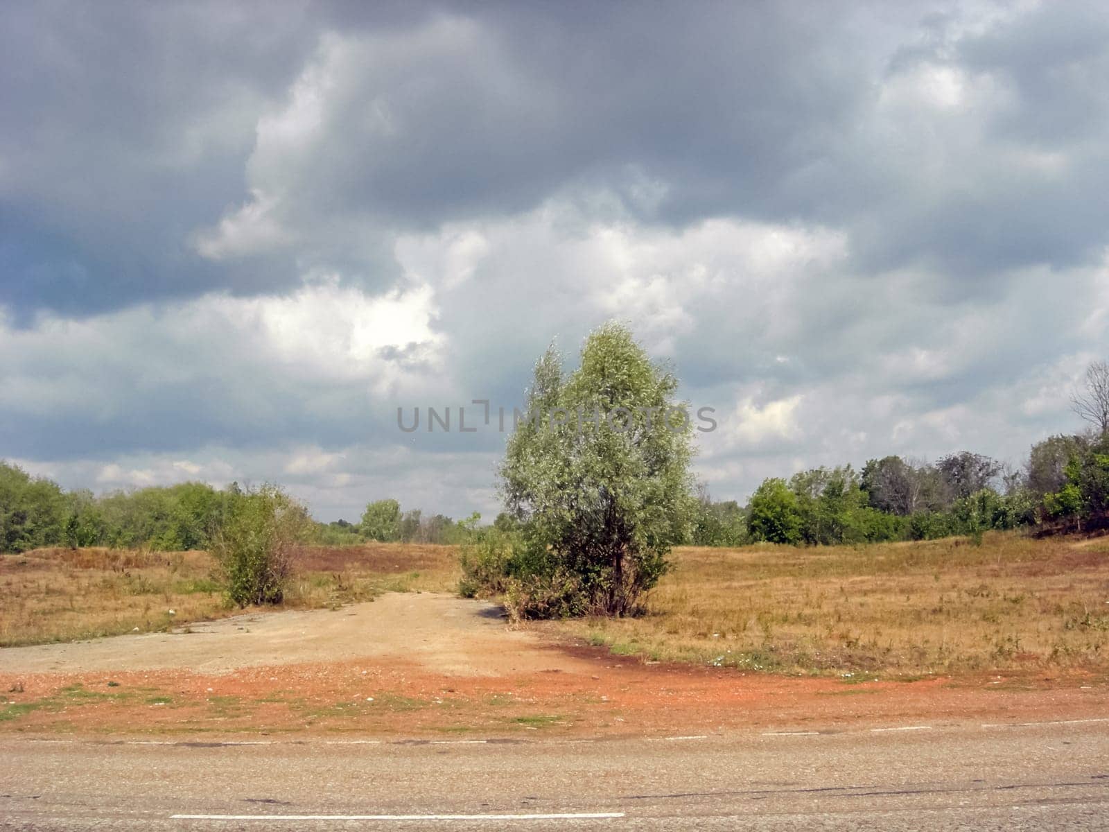 The Beloretsky tract. Nature is in the way of the Beloretsky tract. Roads and landscape.