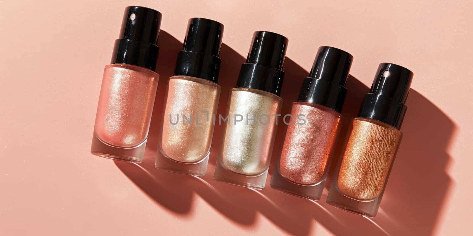 Liquid highlighter for a luminous glow.