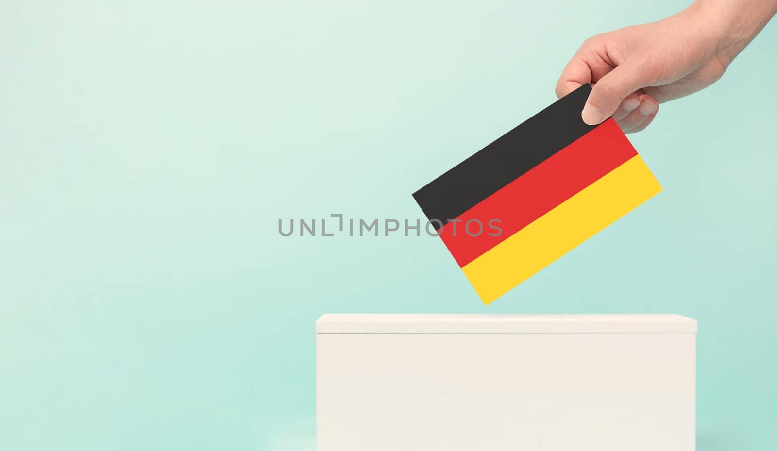New election in Germany, end of Traffic light coalition, ballot box, political decision, german flag
