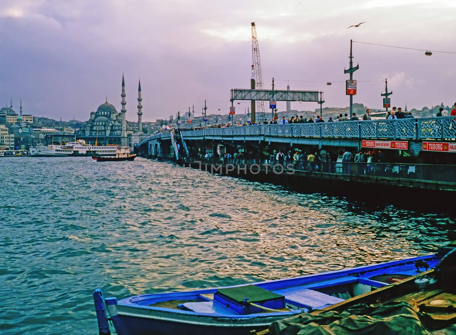 Galata Bridge in Istanbul, Turkey