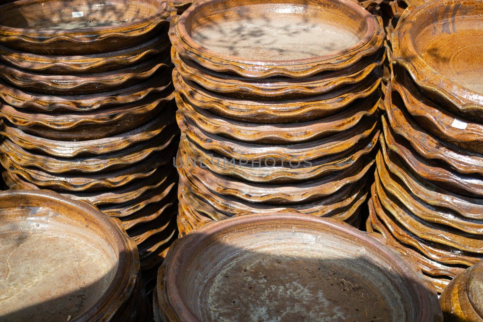 Ceramic plant pots at flower market, stock photo
