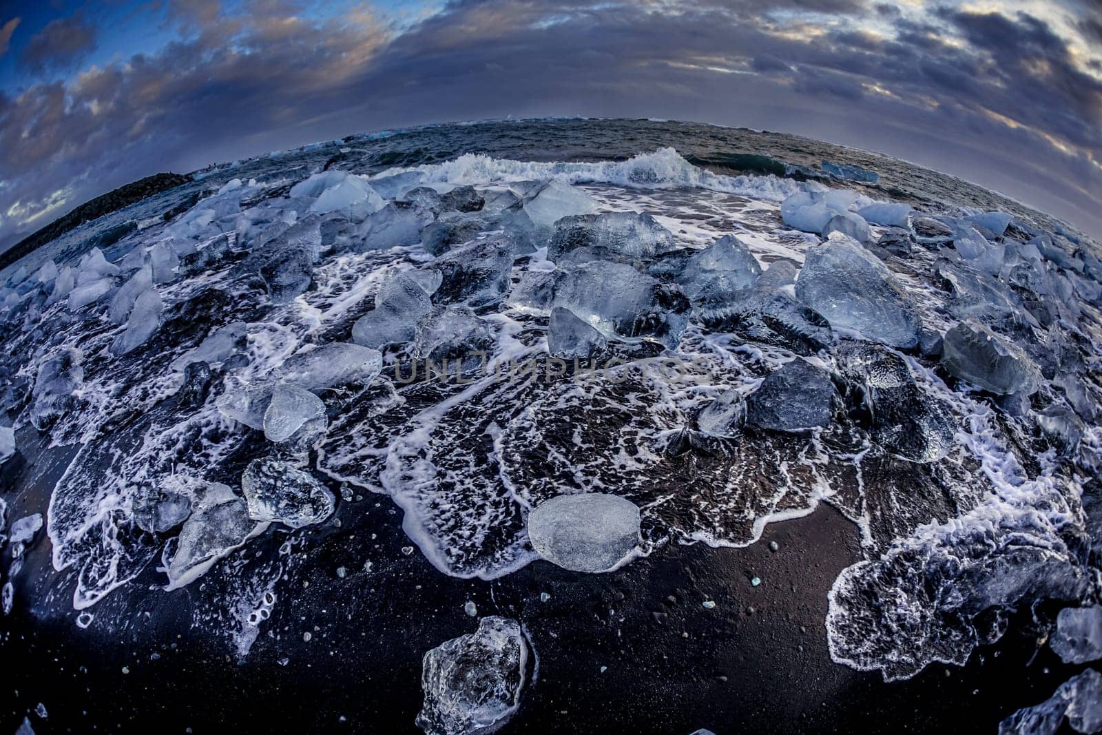 Yorkels Aur Roon Glacier Lake. Shooting Location: Iceland