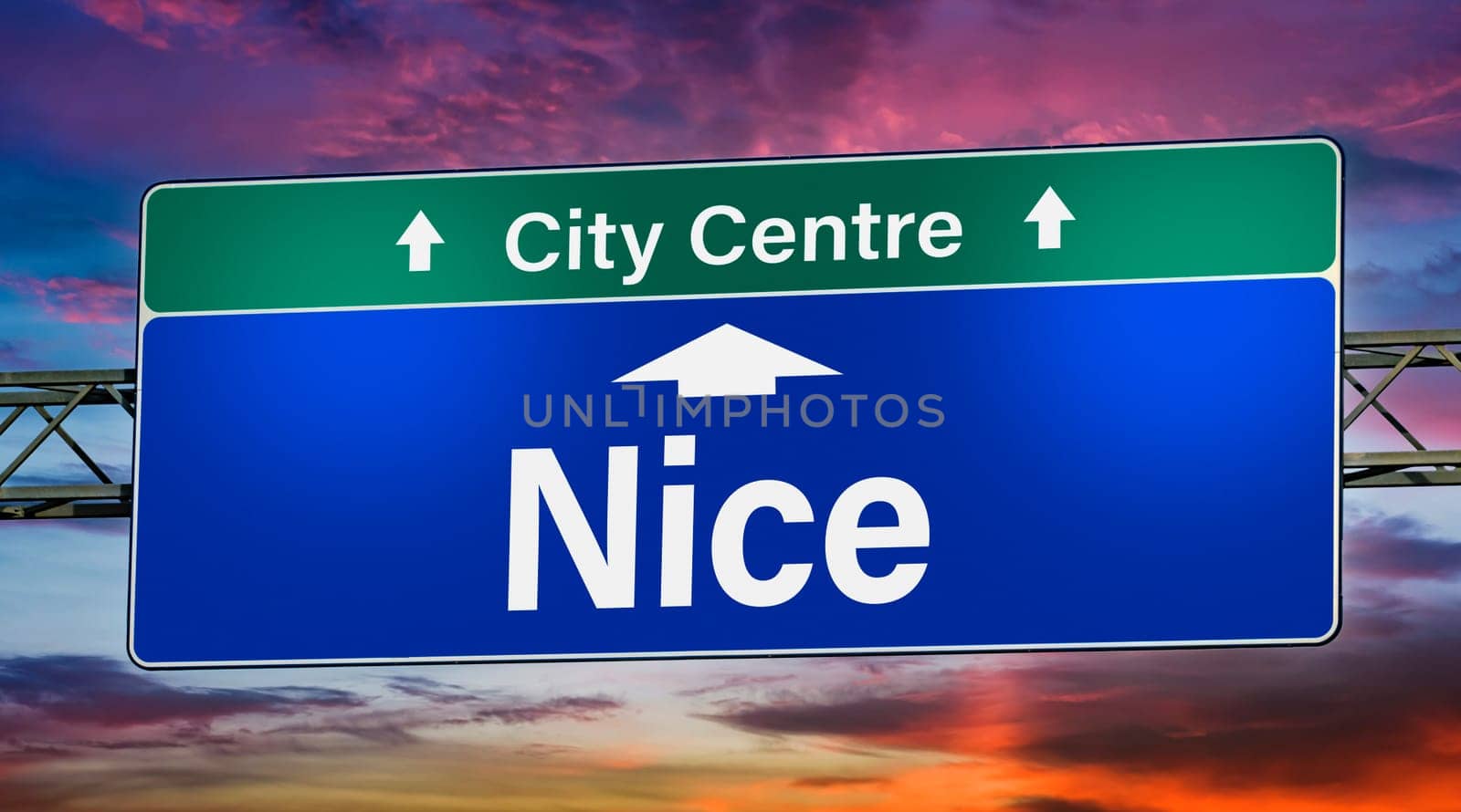 Road sign indicating direction to the city of Nice, France.
