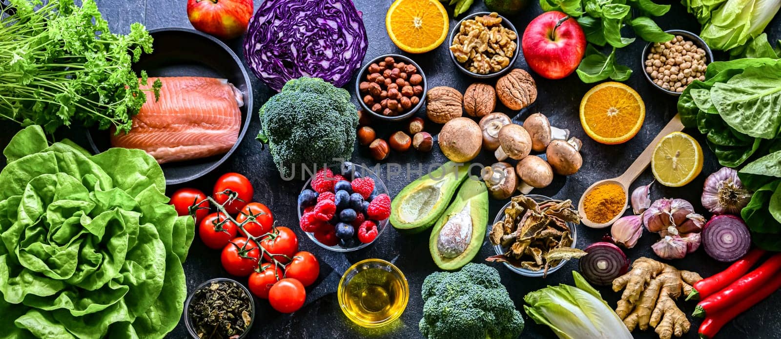 Foods representing anti-inflammatory diet.