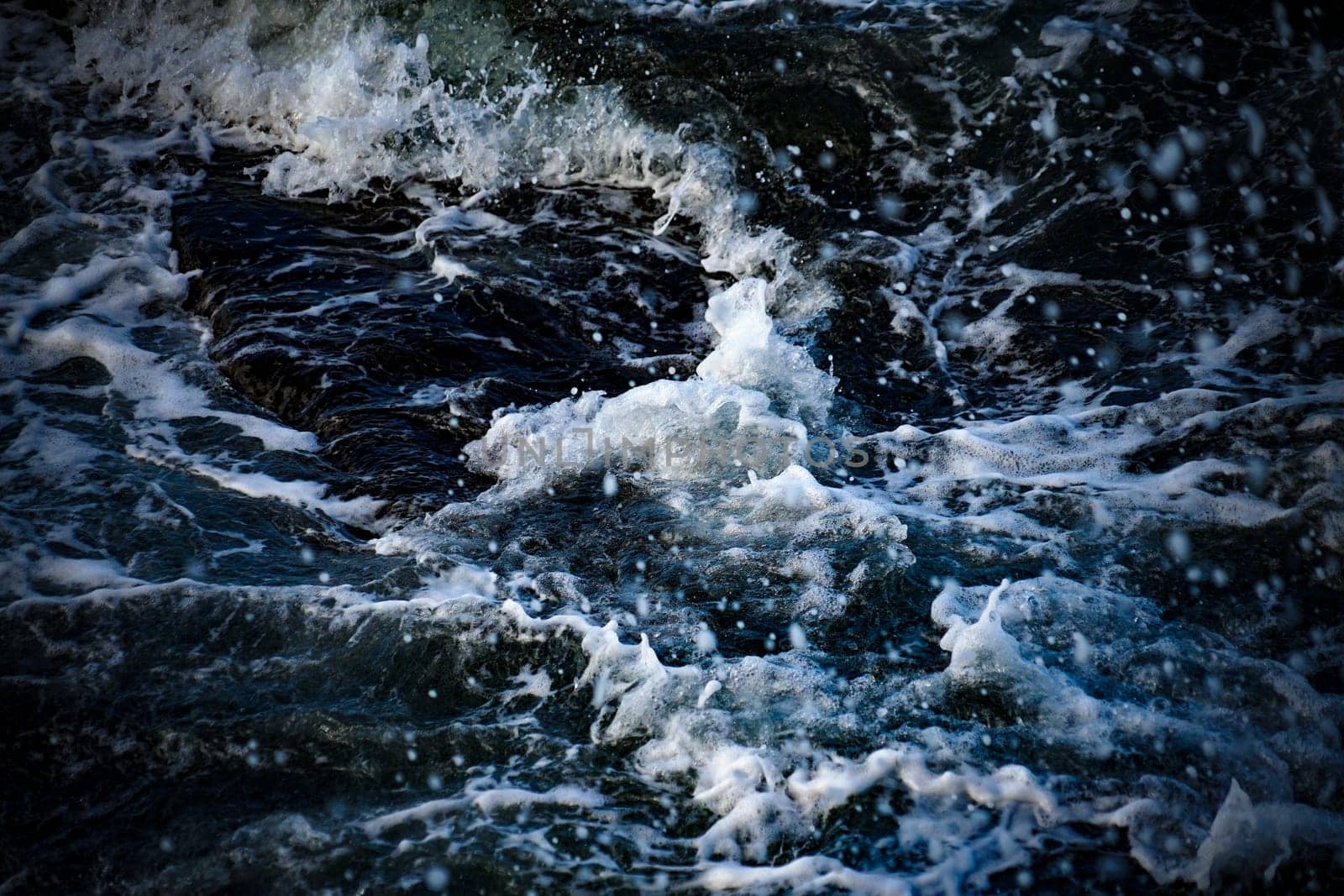 A sea of ​​foam. Shooting Location: Fujisawa City, Kanagawa Prefecture