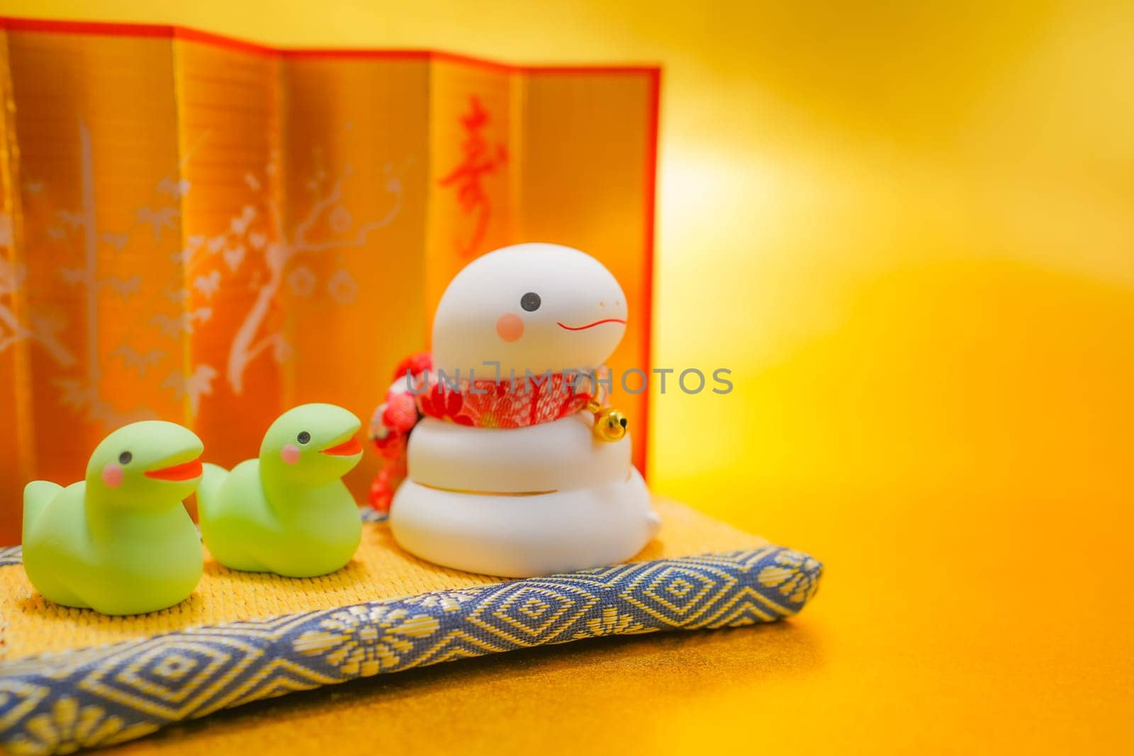 New Years card material for the Year of the Snake. Shooting Location: Kanagawa Ward, Yokohama City