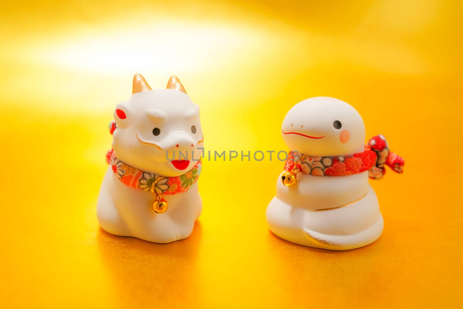 Year of the Dragon to  the Snake (New Years card material). Shooting Location: Kanagawa Ward, Yokohama City