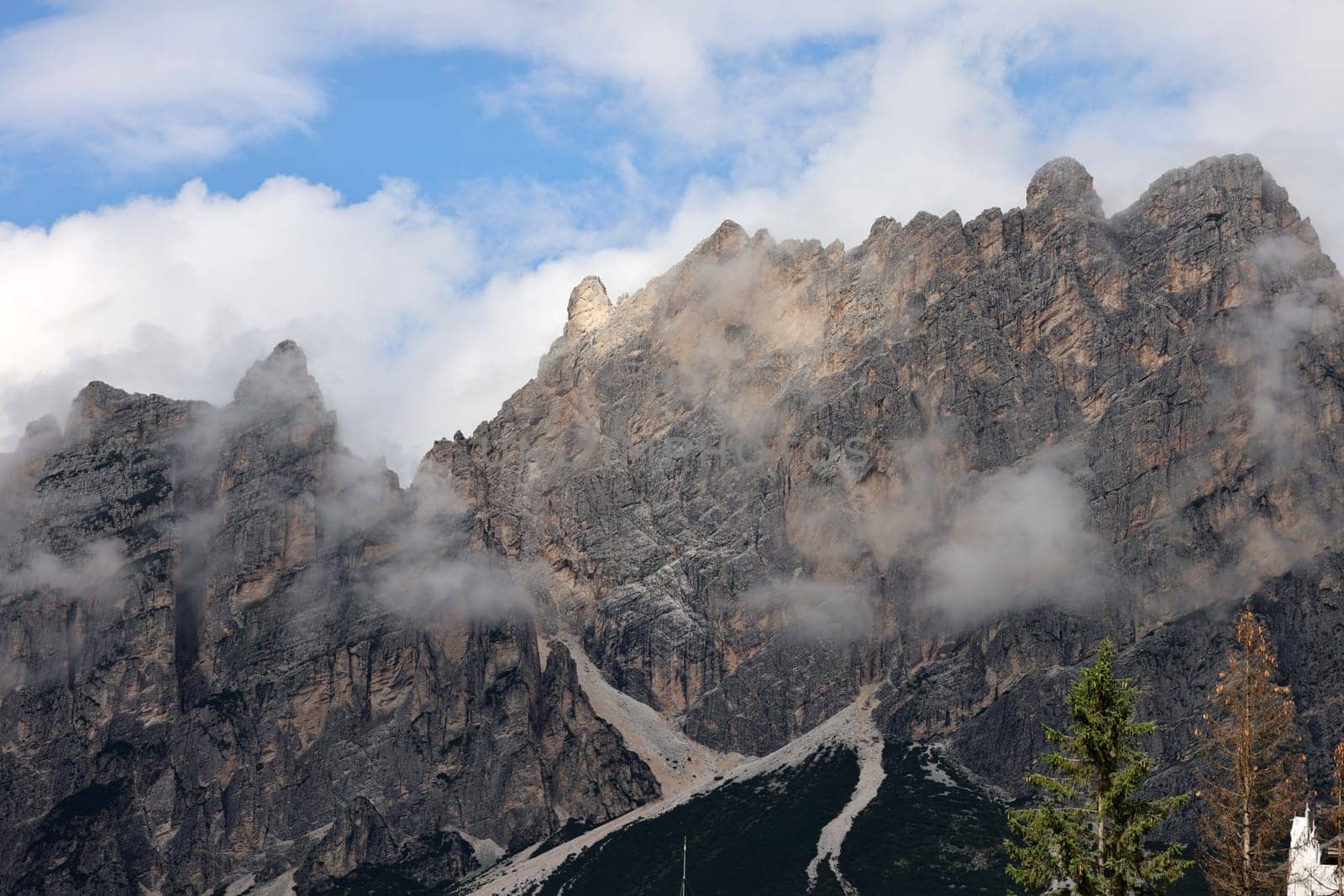 View from Cortina d'Ampezzo towards the Cristallo range and the  Pomagagnon peak, Ampezzo Dolomites, Alps, Italy